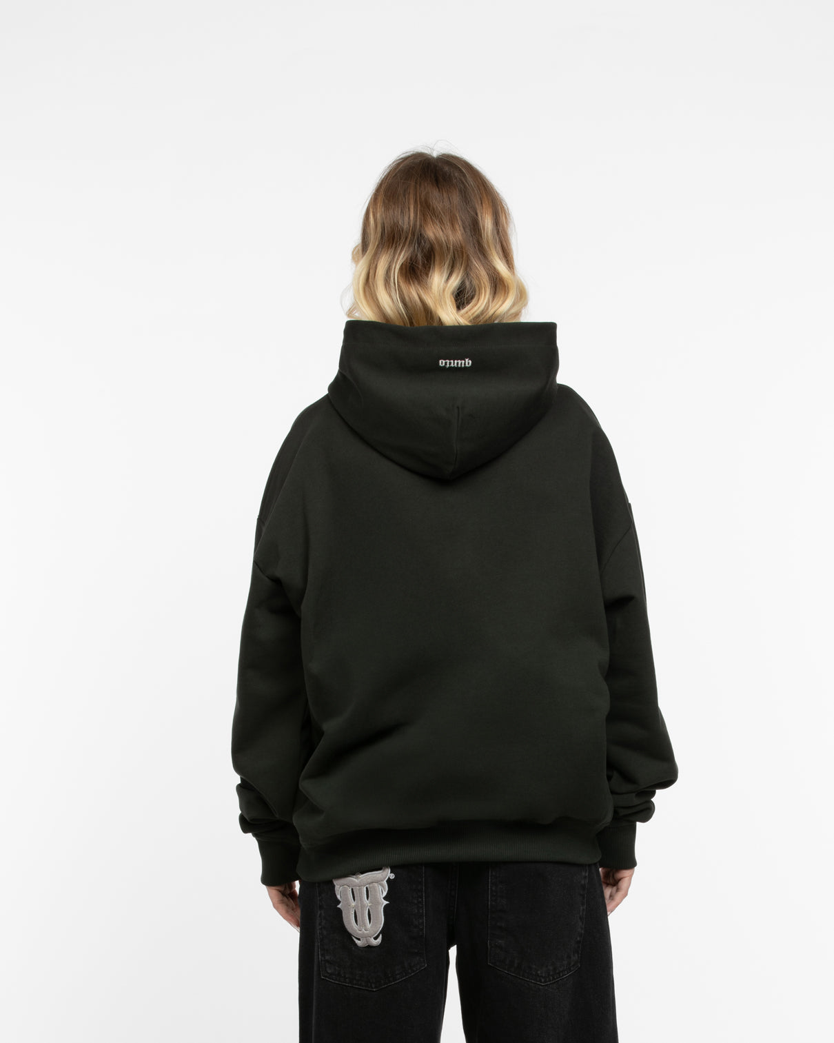 ESSENTIALS BLACK HOODIE
