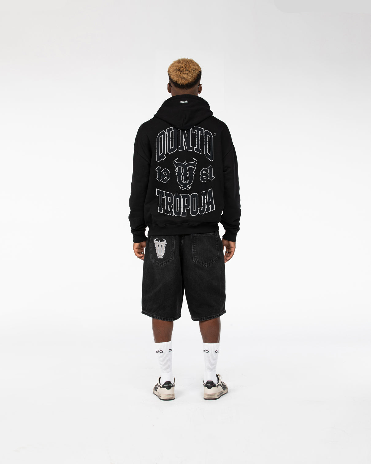 TROPOJA HOODIE BLACK