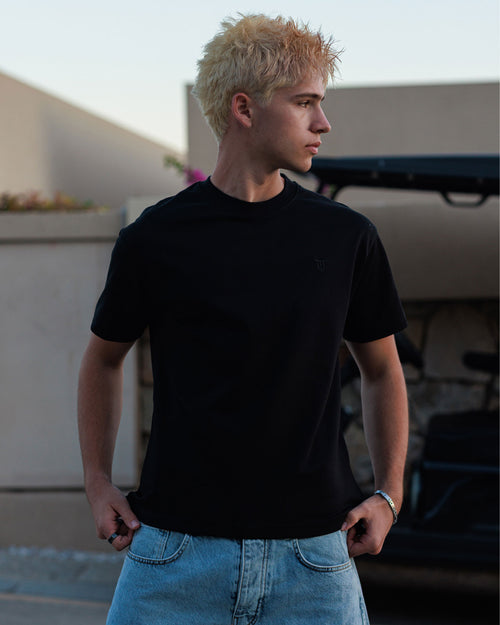 Basic Slim T-Shirt / Black