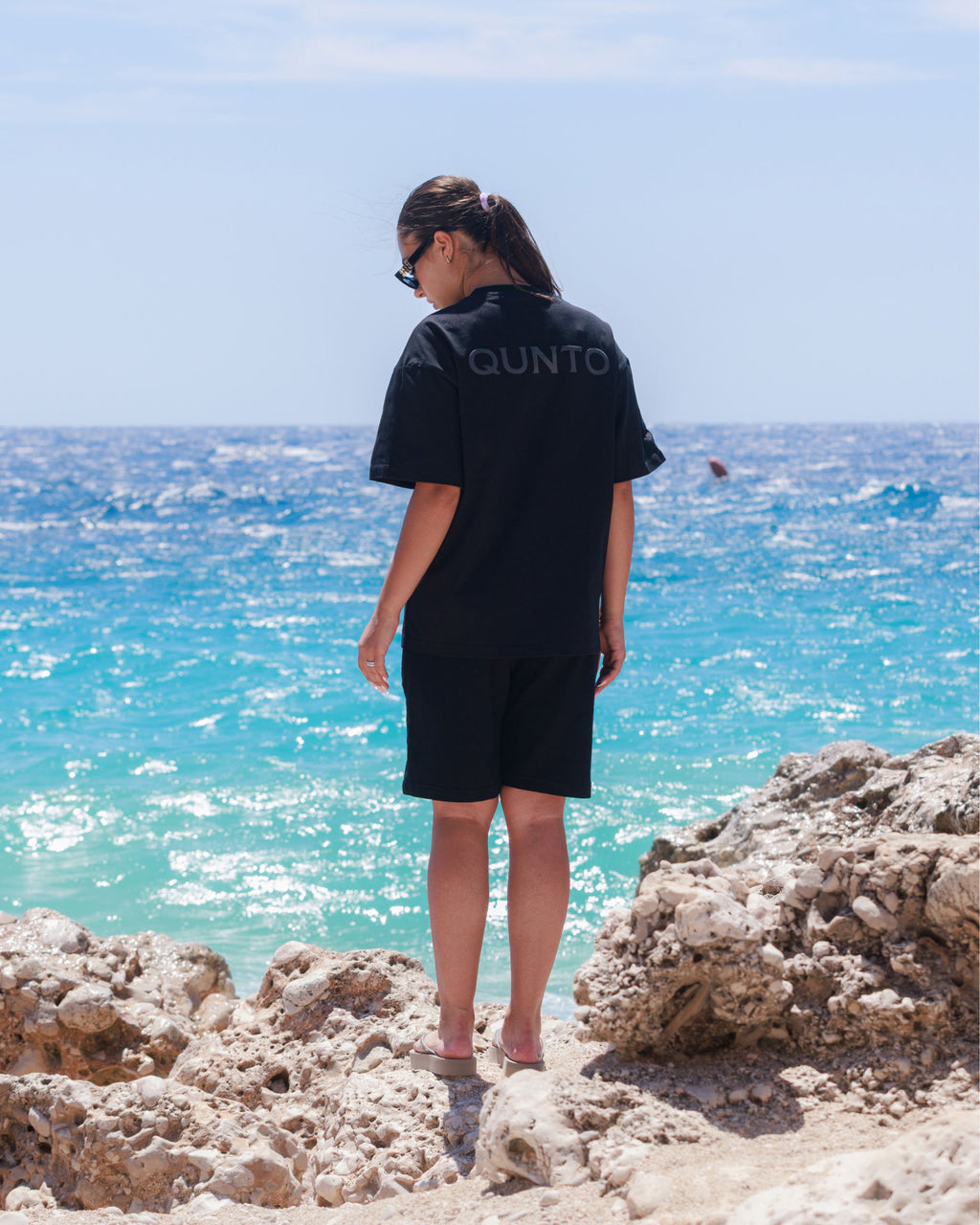 Back Logo T-Shirt / Black
