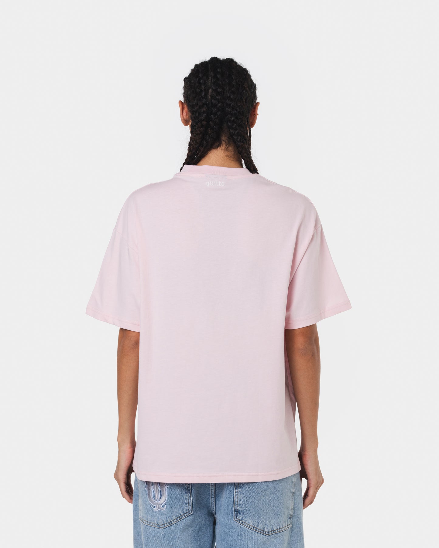 QUNTO WHITE ON PINK TSHIRT