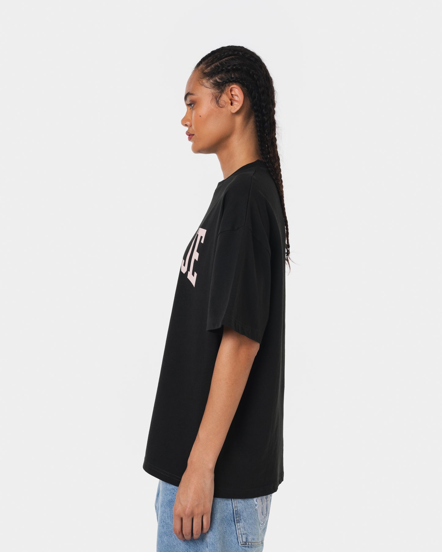 FAMILJE BLACK TSHIRT