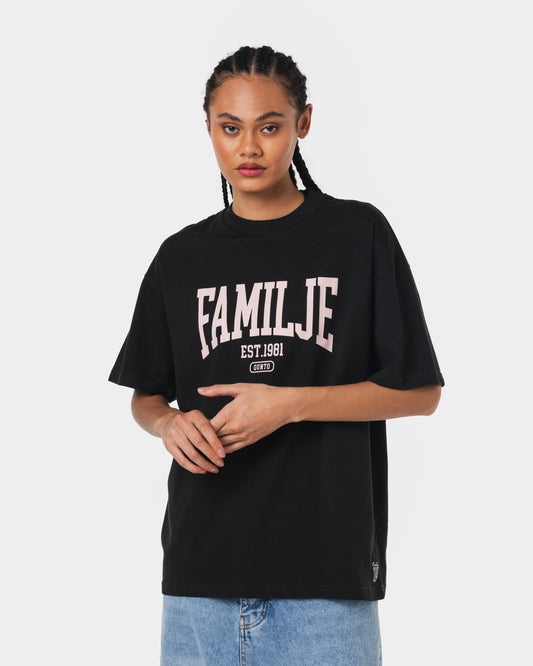 FAMILJE BLACK TSHIRT