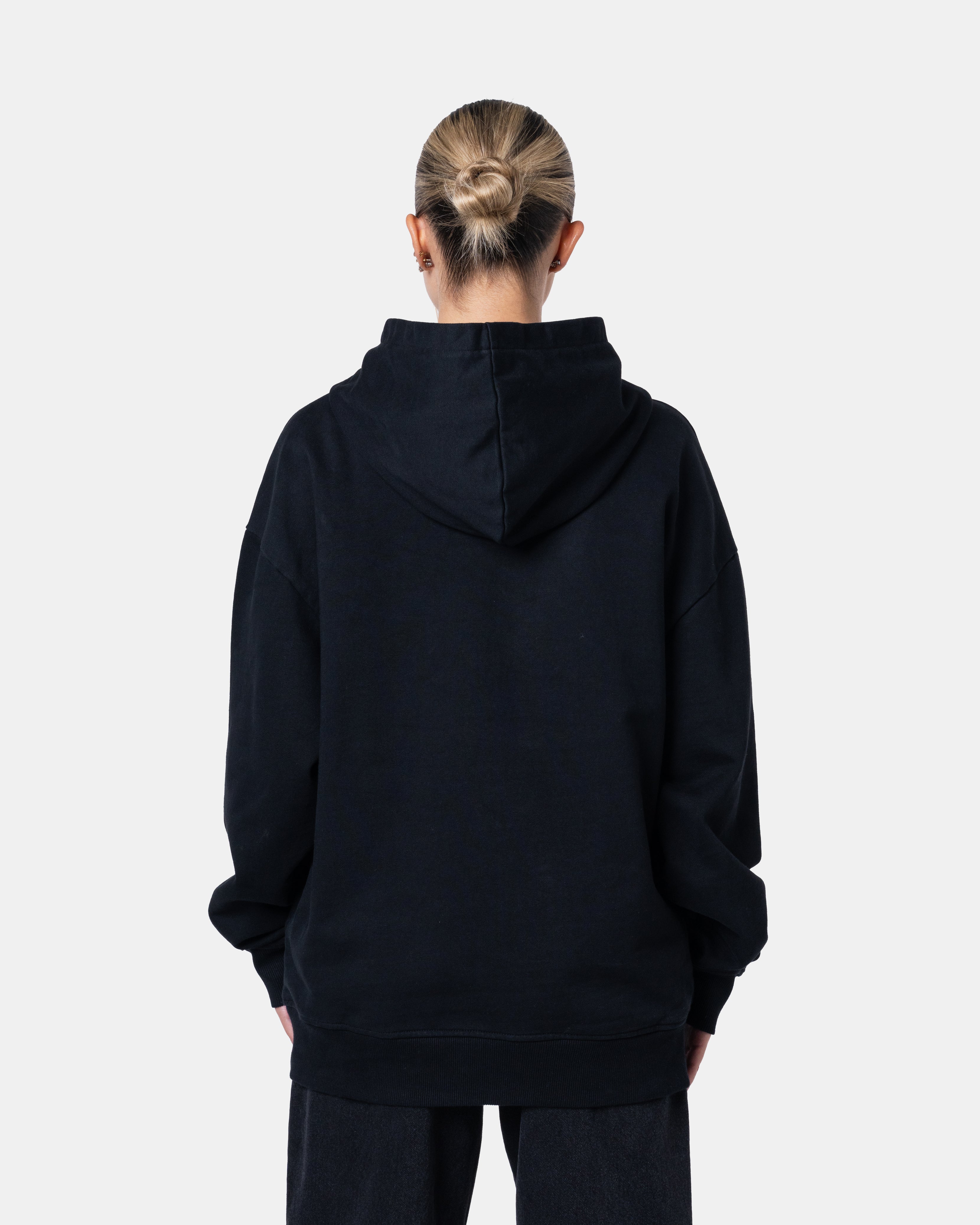 QUNTO C Logo Hoodie Black