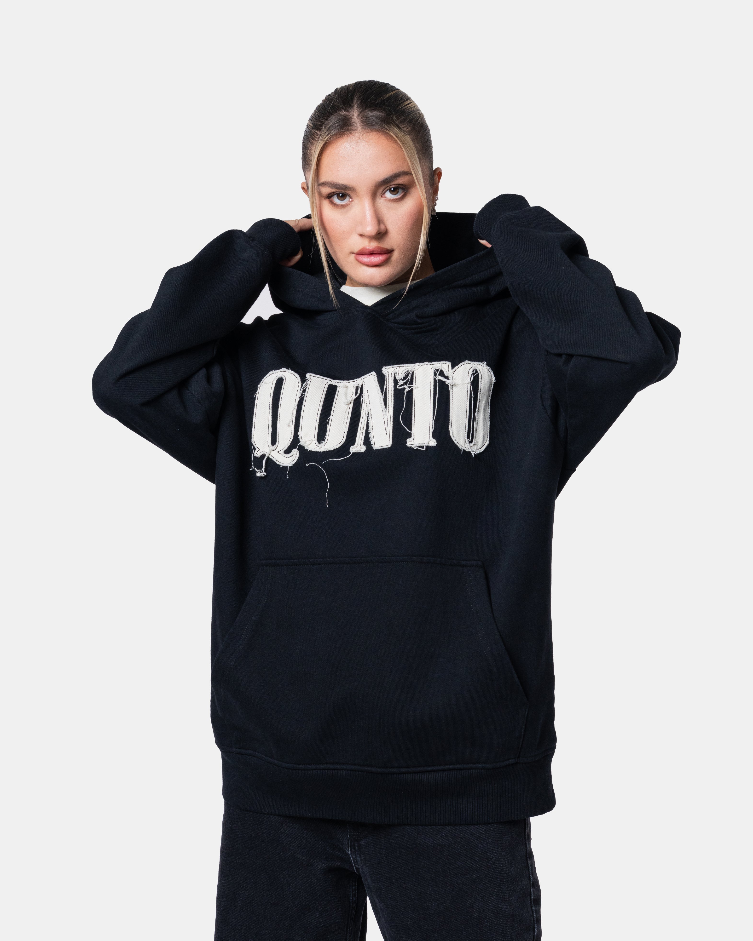 QUNTO C Logo Hoodie Black