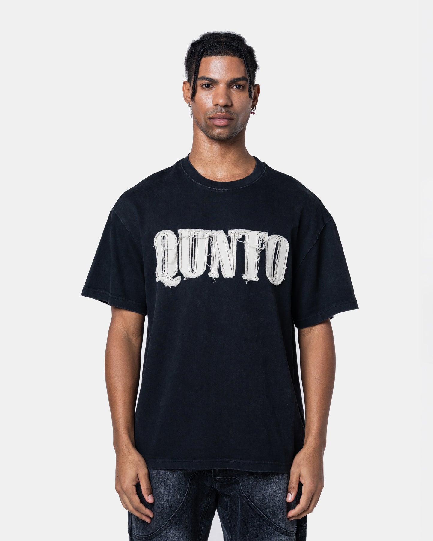 QUNTO OVERSIZE TEE BLACK