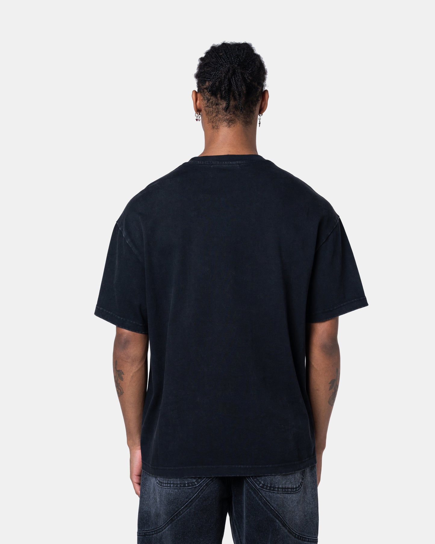 QUNTO OVERSIZE TEE BLACK