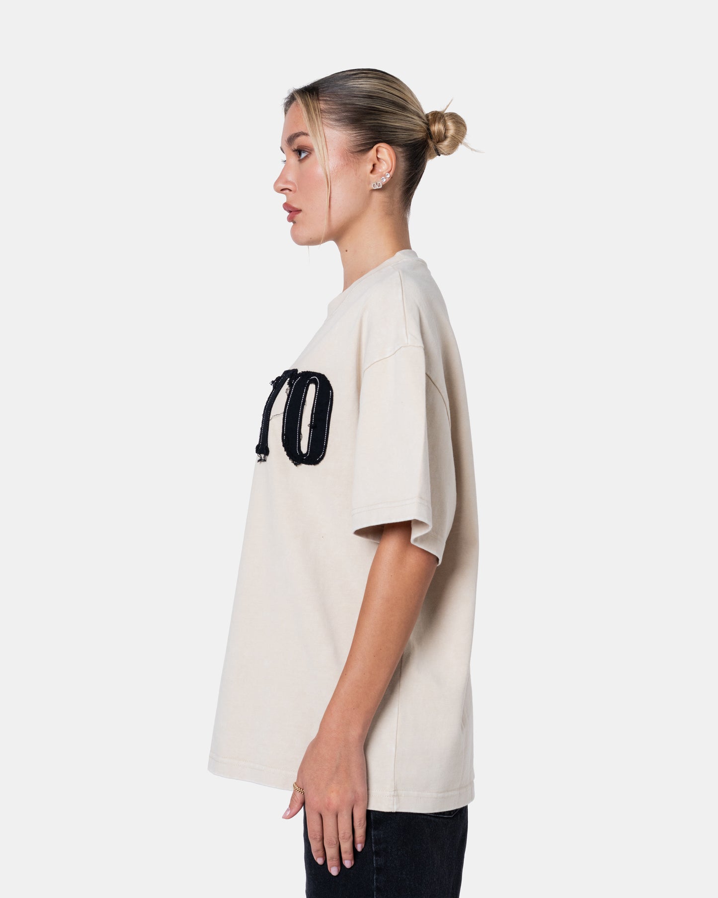 QUNTO OVERSIZE TEE CREAM