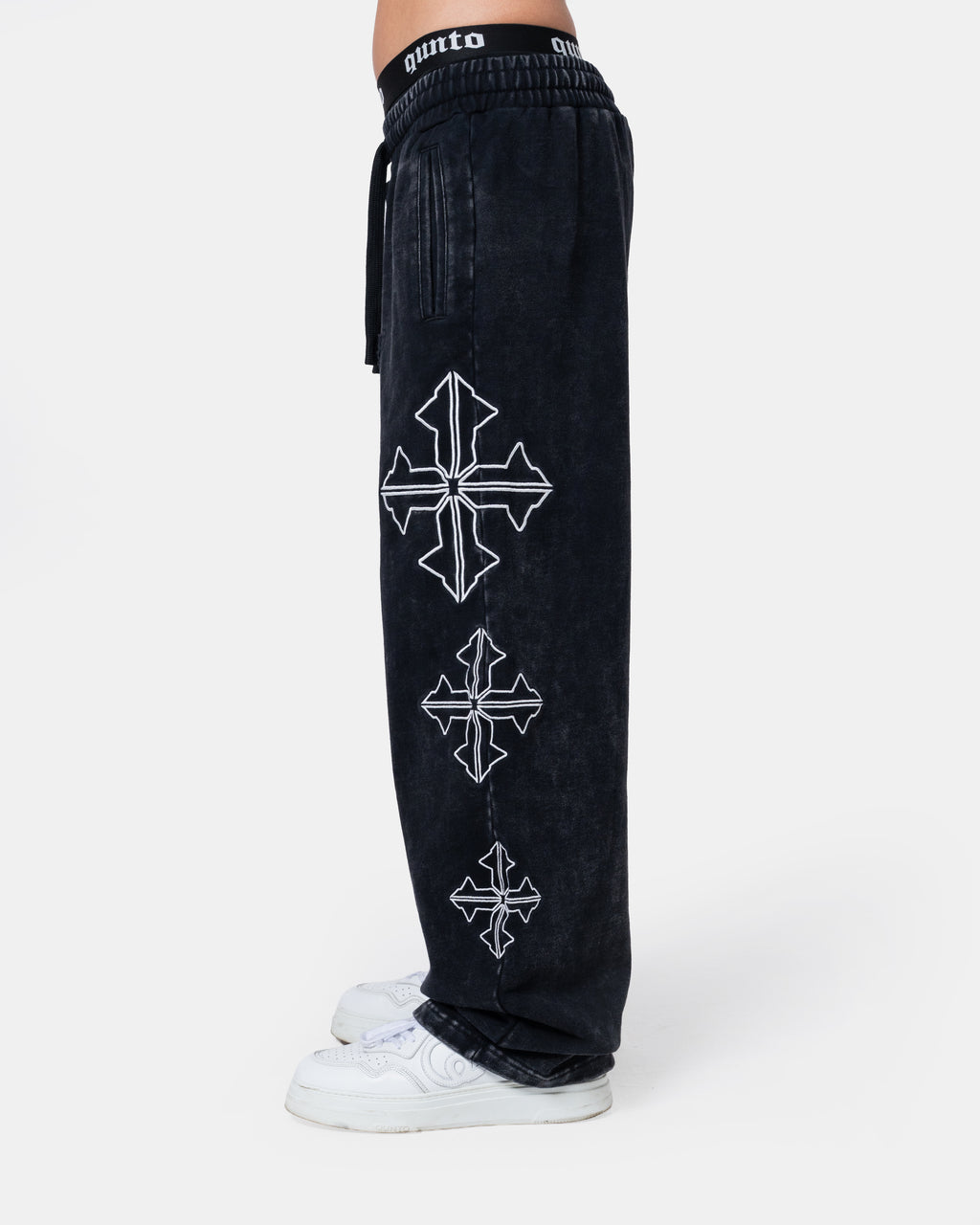 Destroyed Pants Black