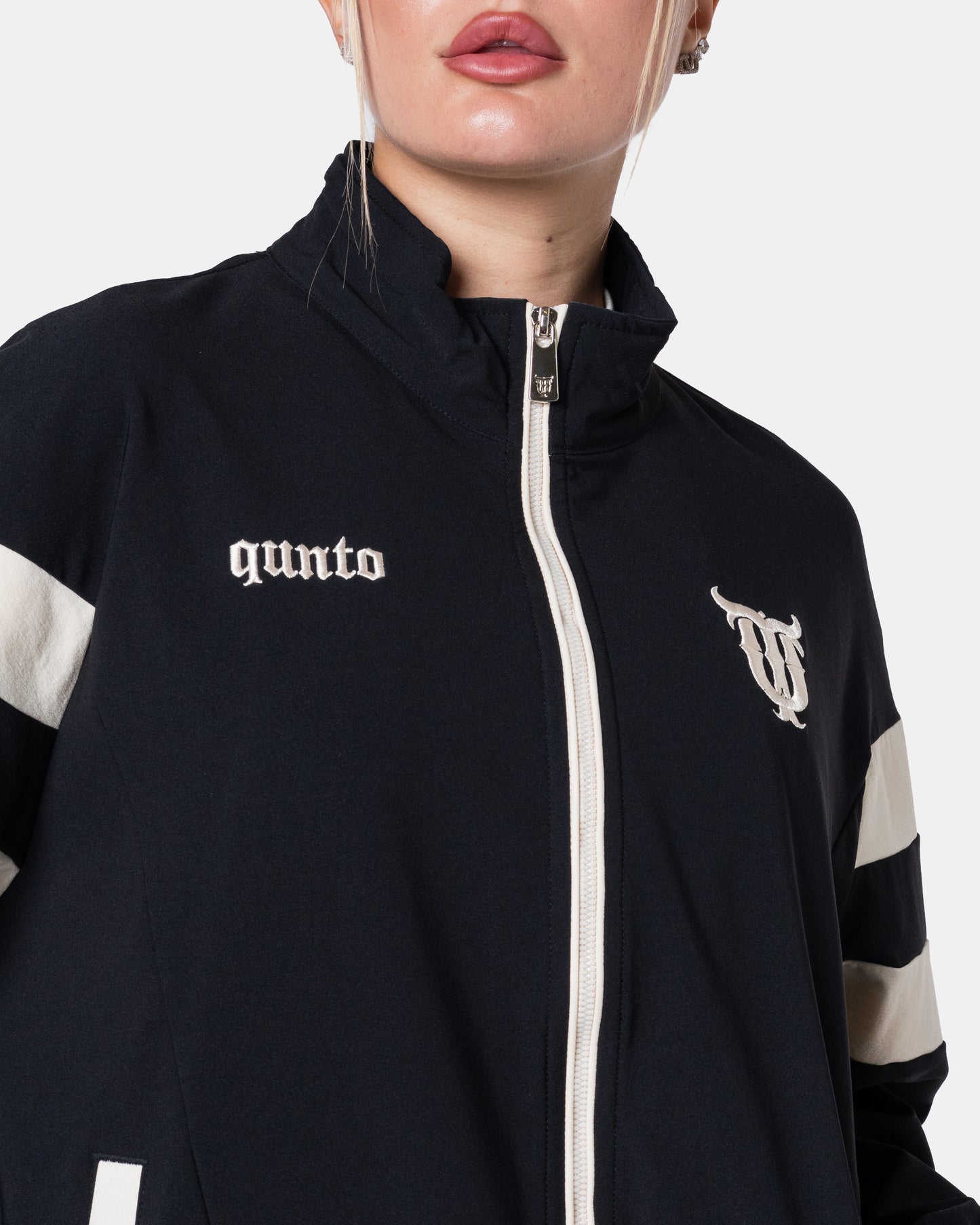 VINTAGE WINDBREAKER BLACK