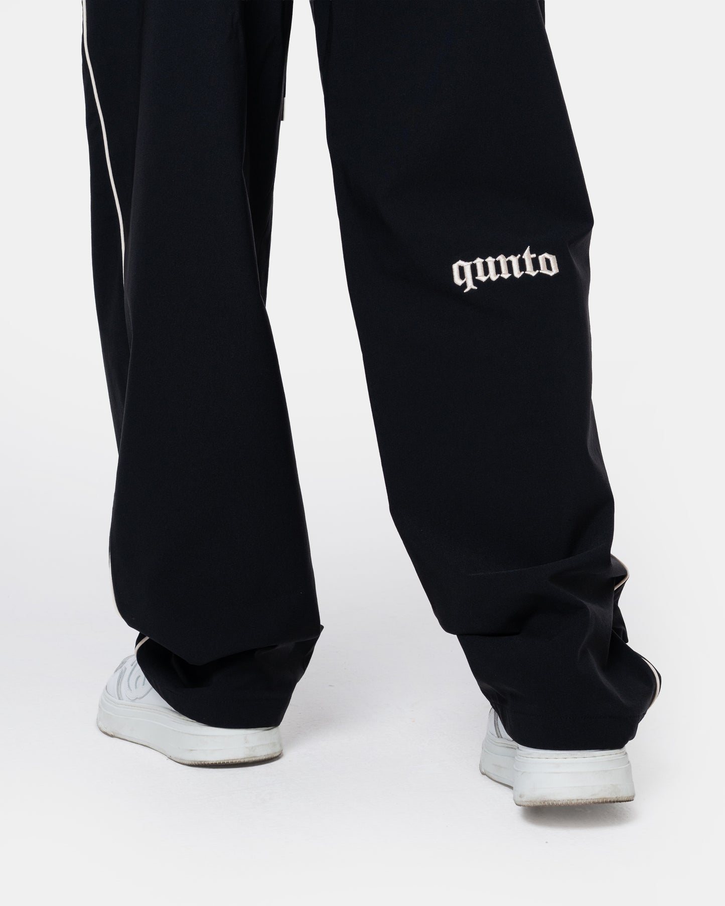 VINTAGE TRACK PANTS BLACK