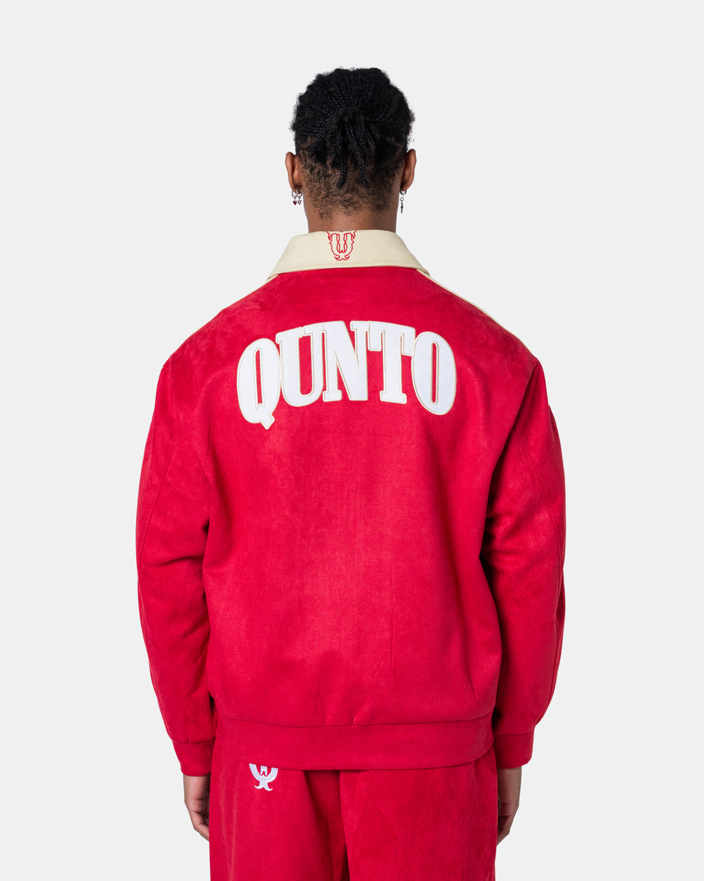 Rote Trainingsjacke
