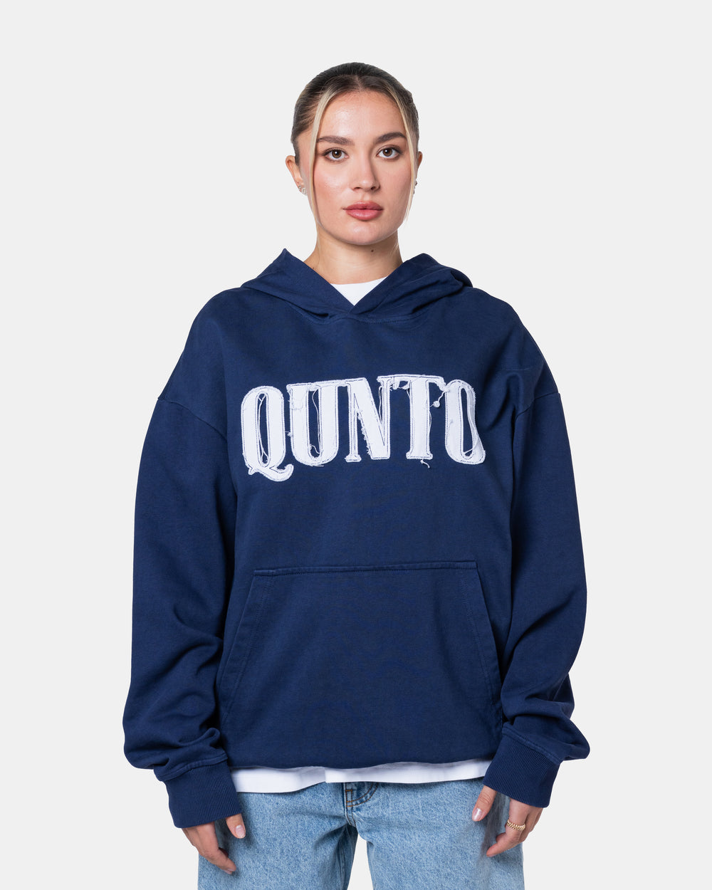 QUNTO C LOGO HOODIE BLUE