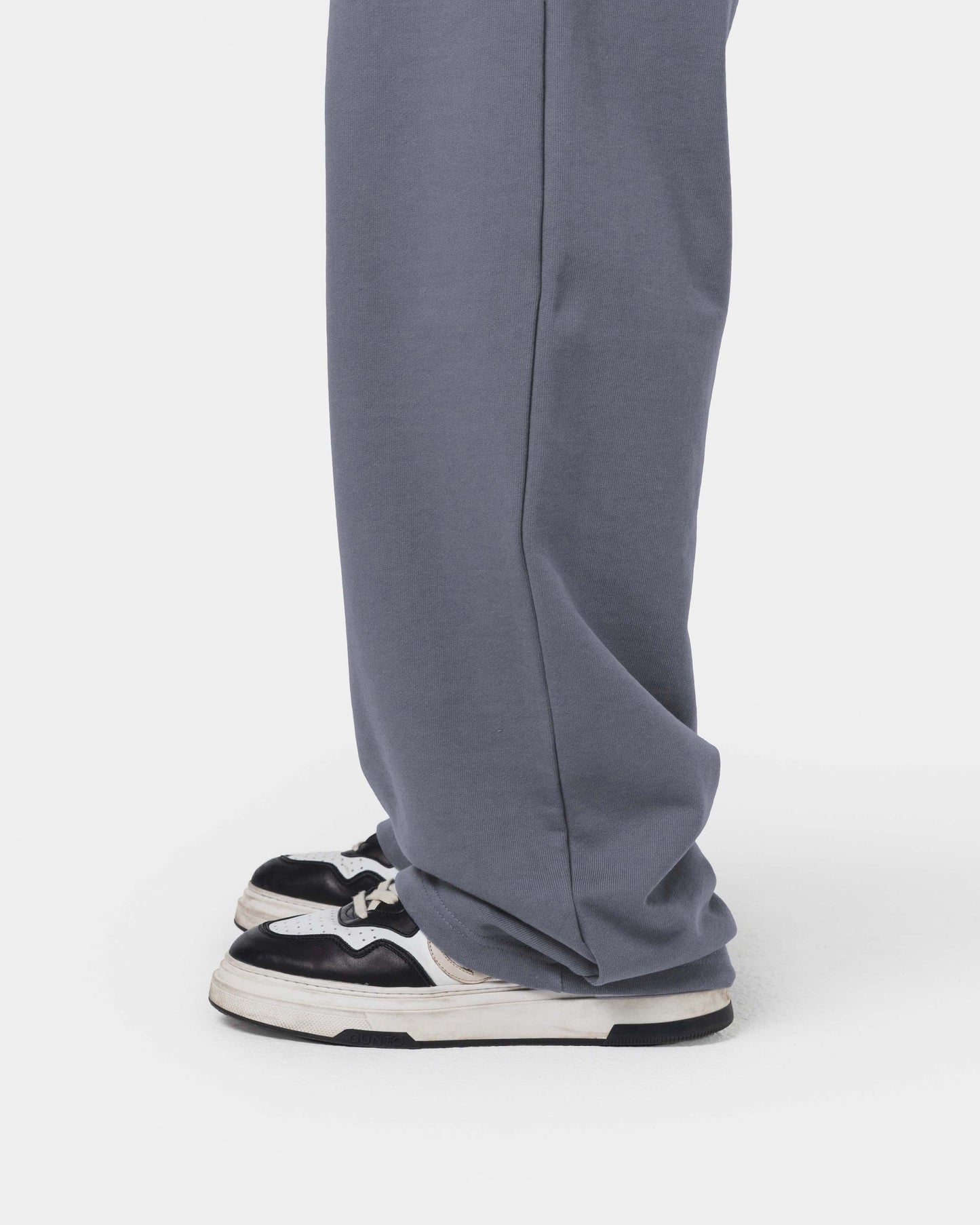 QUNTO CLASSIC JOGGER GREY