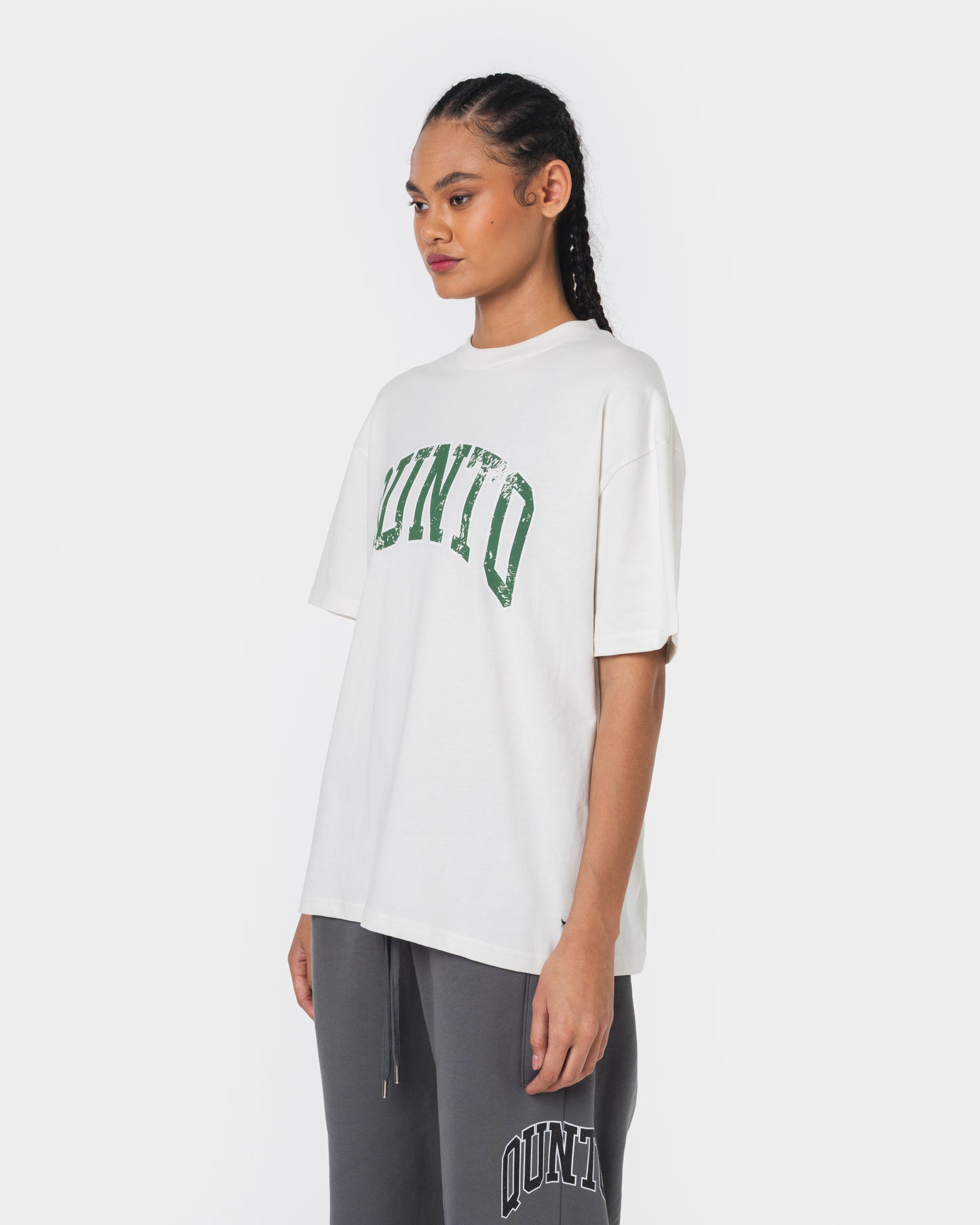QUNTO GREEN ON WHITE TSHIRT
