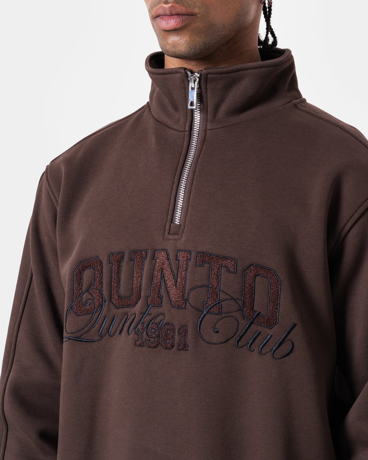 QUNTO CLUB BROWN HALFZIP