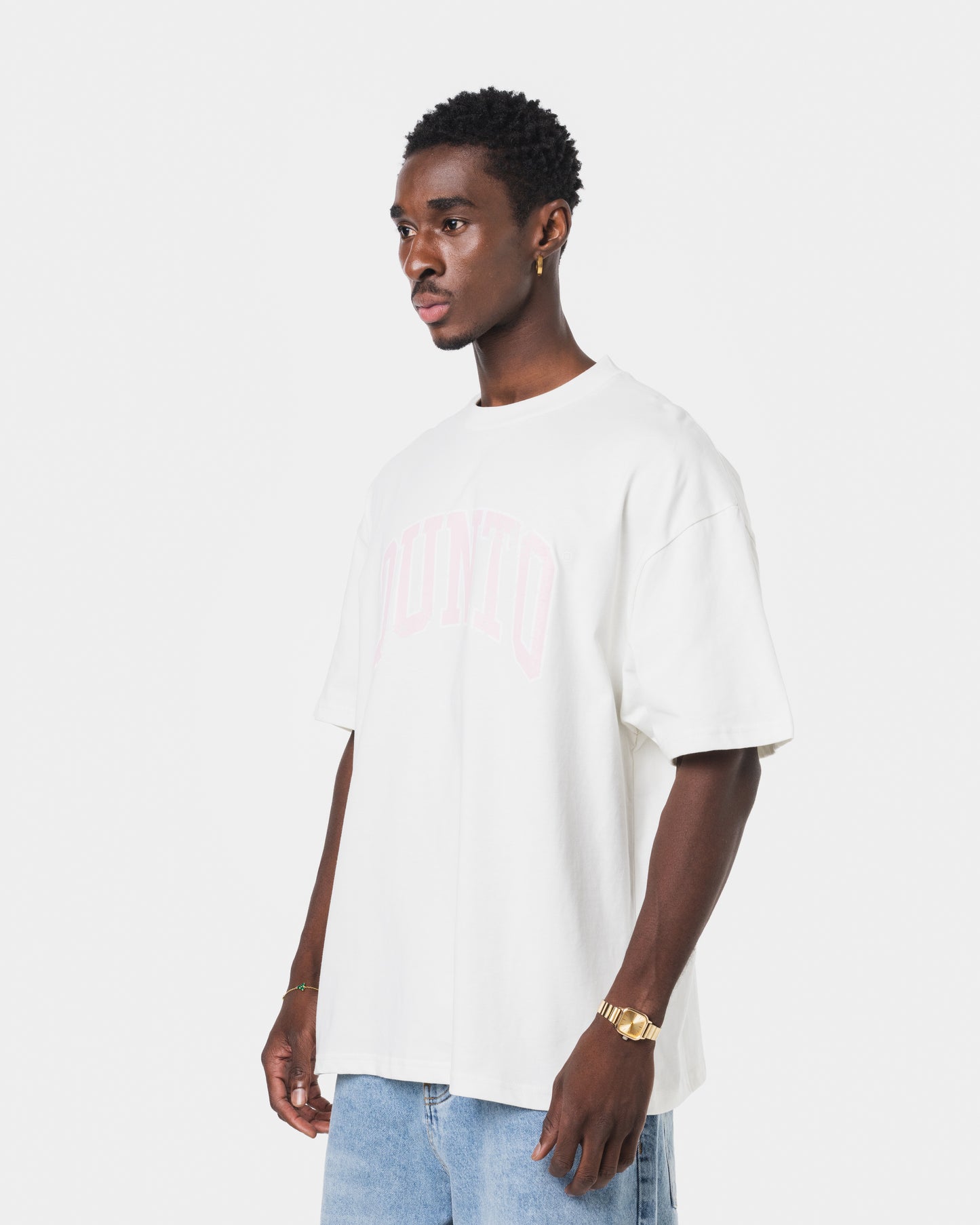 QUNTO PINK ON WHITE TSHIRT