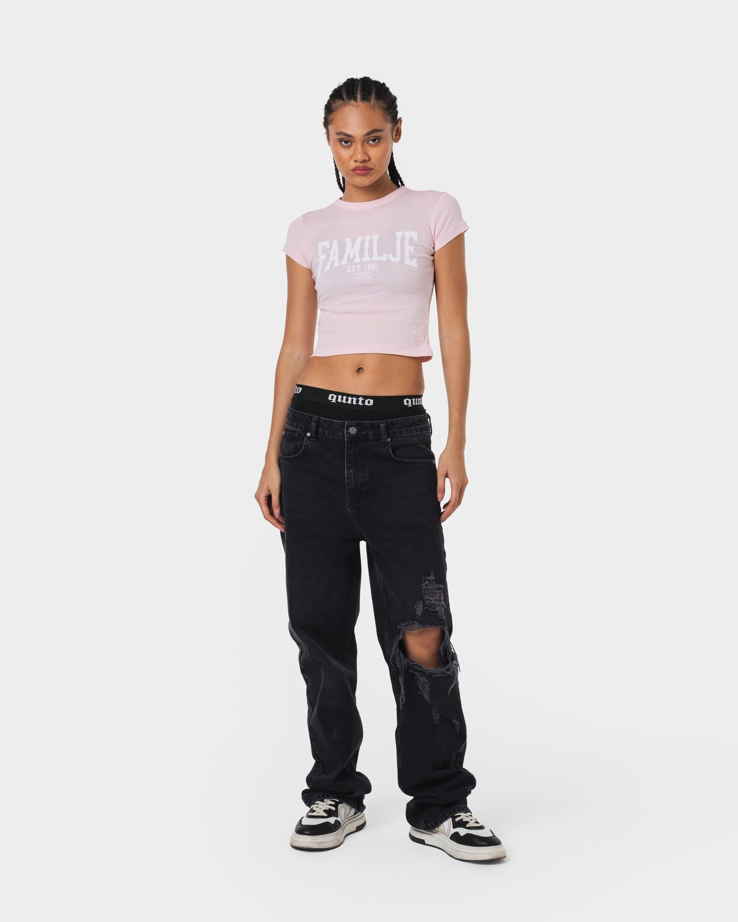 FAMILJE PINK BABY TEE
