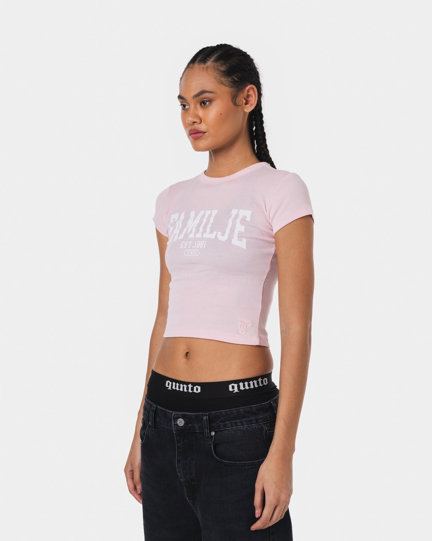 FAMILJE PINK BABY TEE