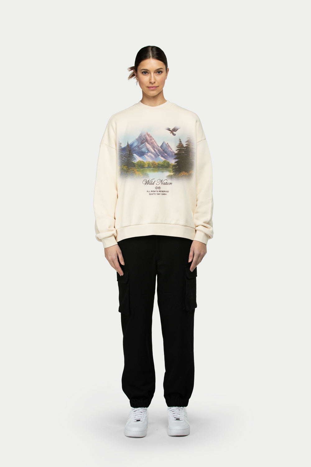 Wild Nature Portrait Sweatshirt Cream